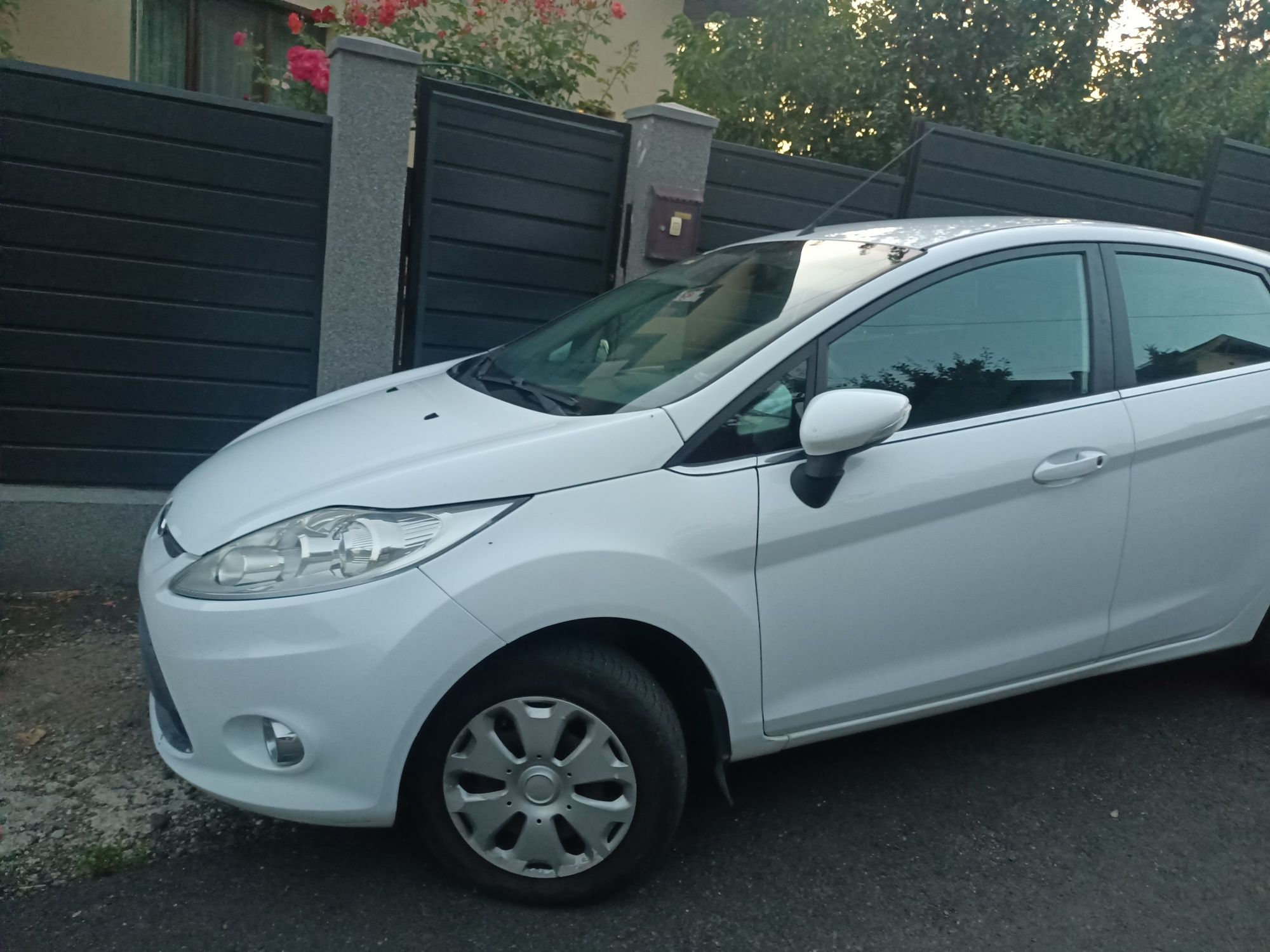 Ford fiesta de vanzare,