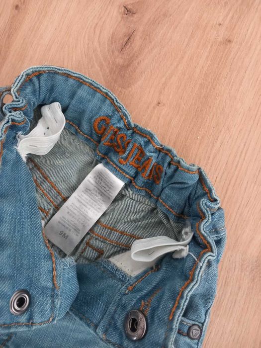 Бебешки дънки Guess