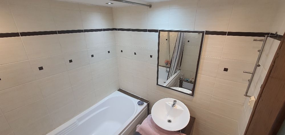 Vând apartament 4 camere Drumul Taberei