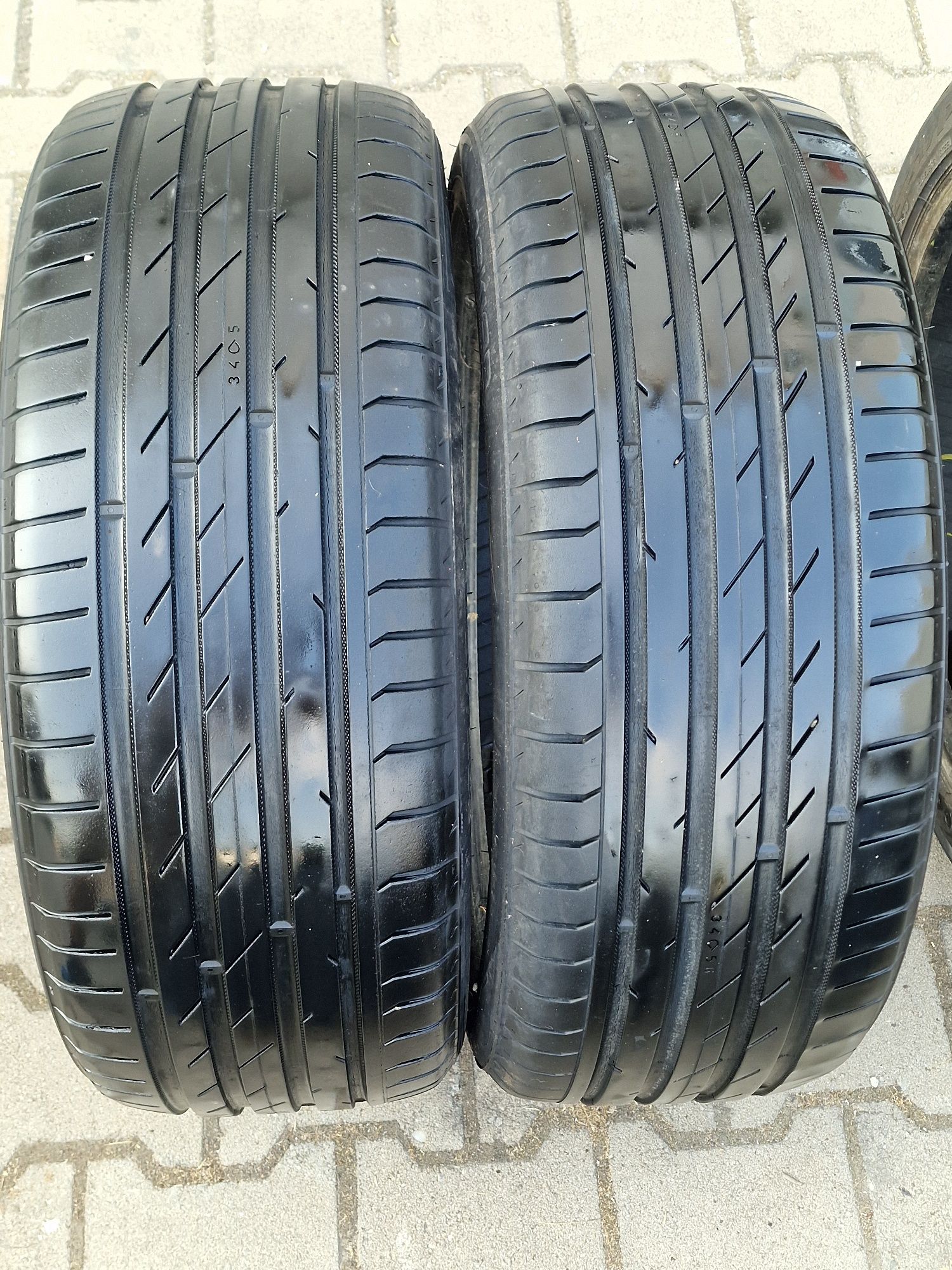 235 45 19 nokian