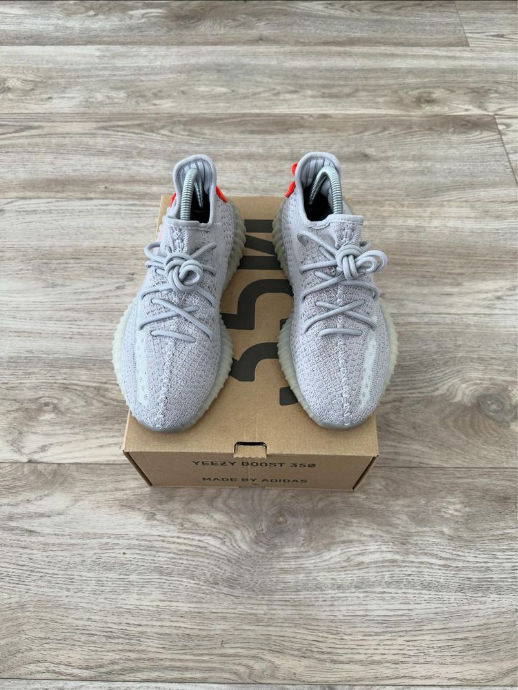 Adidas Yeezy Boost 350 V2 Tail Light