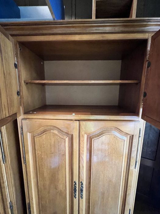 vand 2 dulapuri stejar