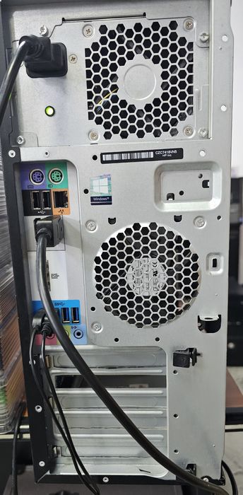 Calculator Desktop Hp Z240 I7