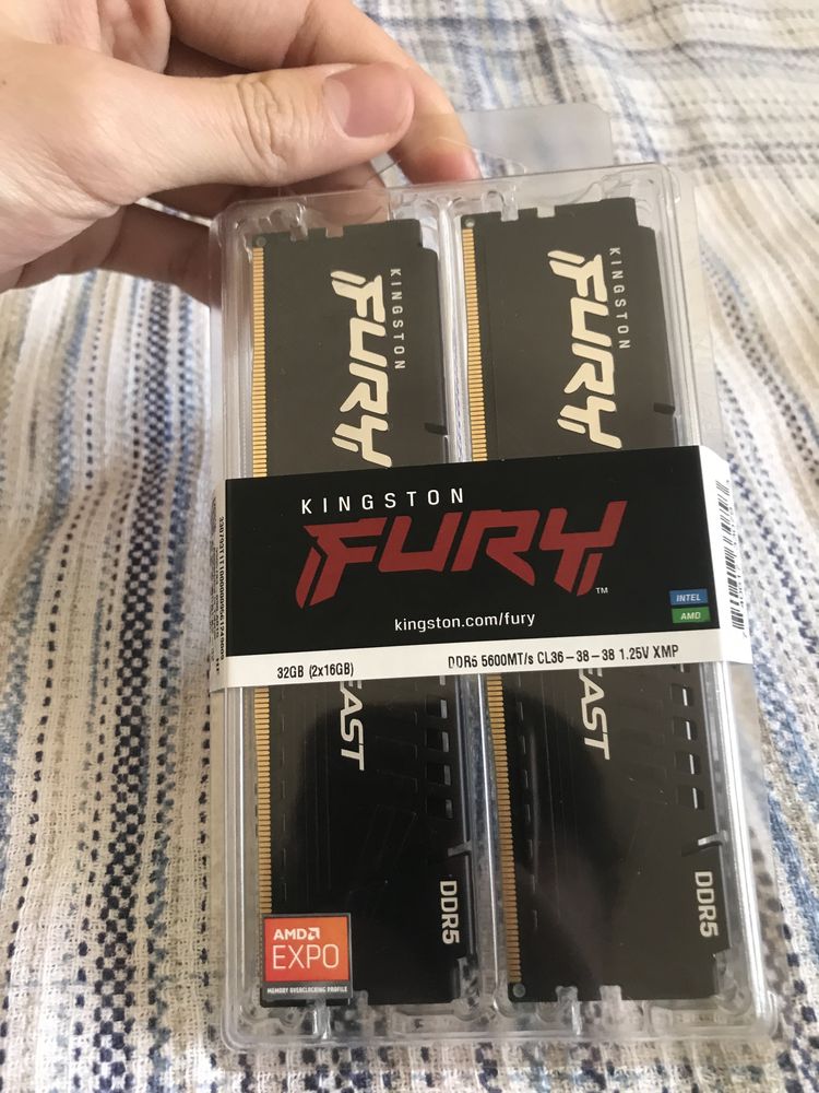 HyperX Fury DDR5 16x2gb , 5600Mhz