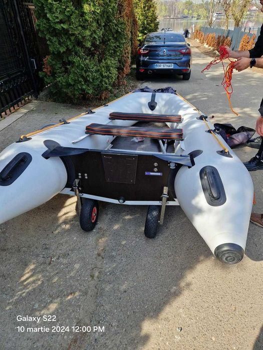 Vand barca kolibri 330d