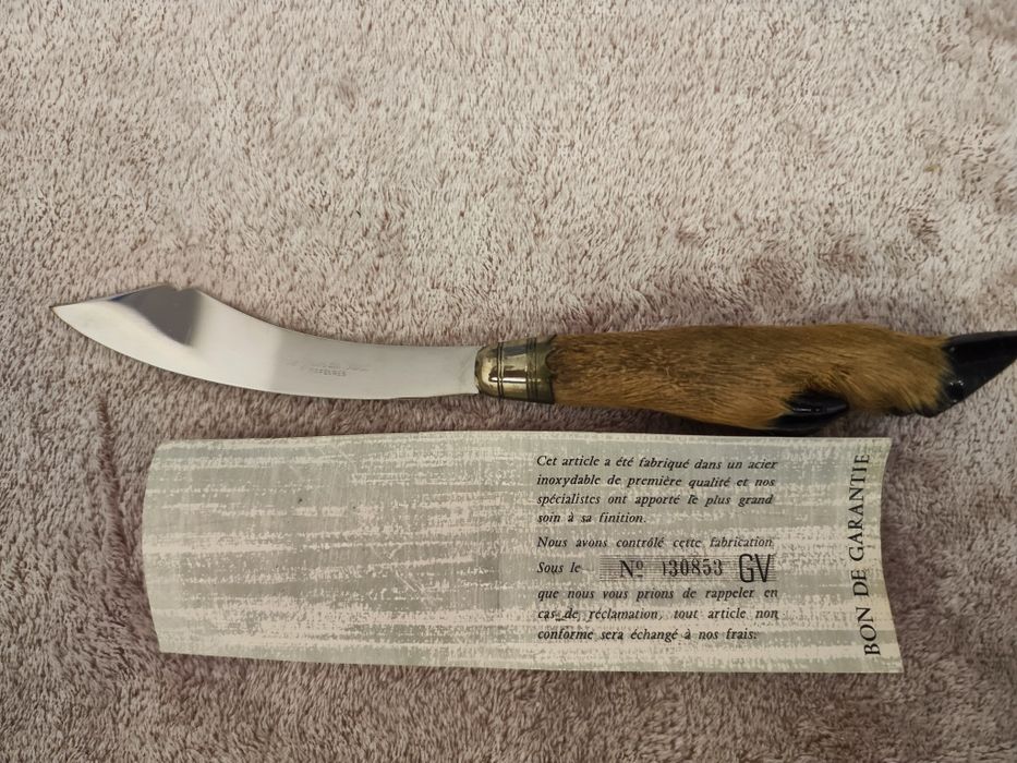 Cuțite de colecție