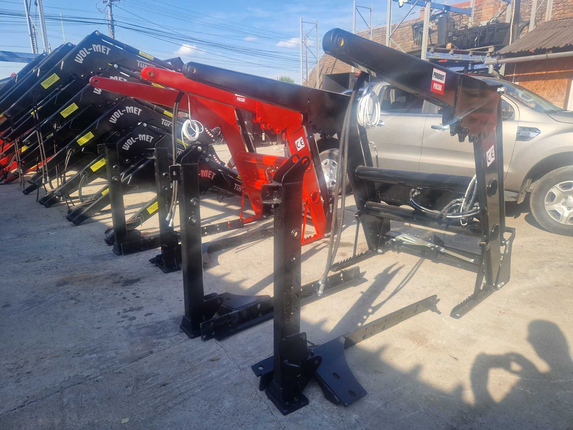 OFERTA Incarcatoare noi de 1200 kg capacitate, pentru tractoare