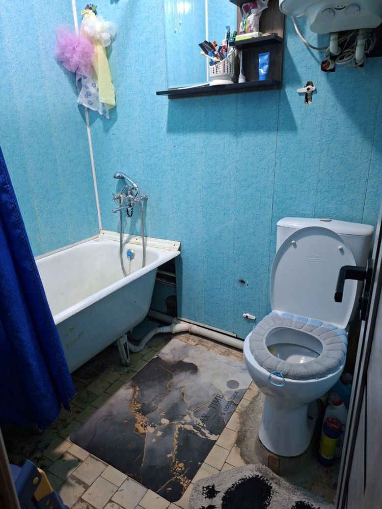 Сдаётся 2 ух комнатная