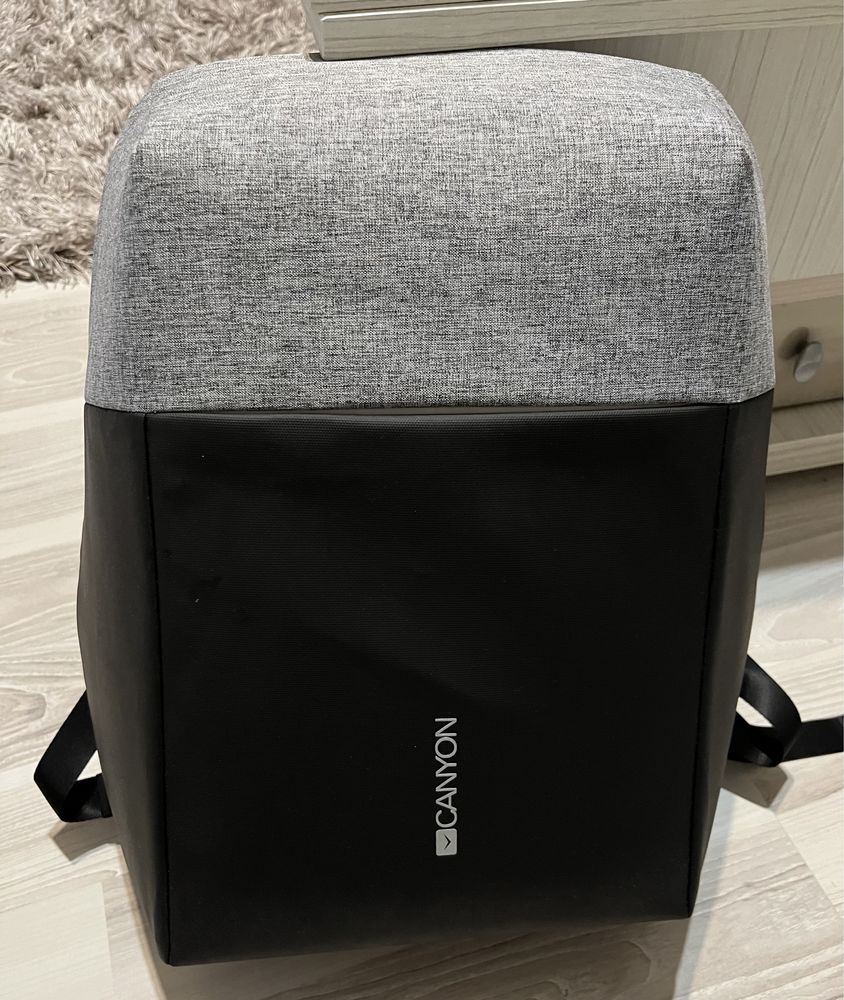 Vand Ghiozdan Rucsac Canyon laptop