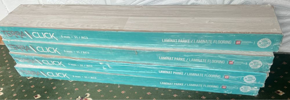 Laminat parket 8mm,/191,7/1203,5