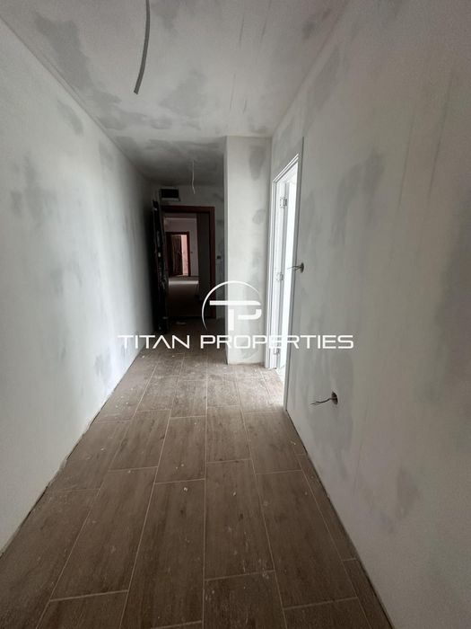 Продава се Тристаен апартамент в Бургас, Сарафово - 93 кв.м за 1075 €/кв.м - Снимка #2