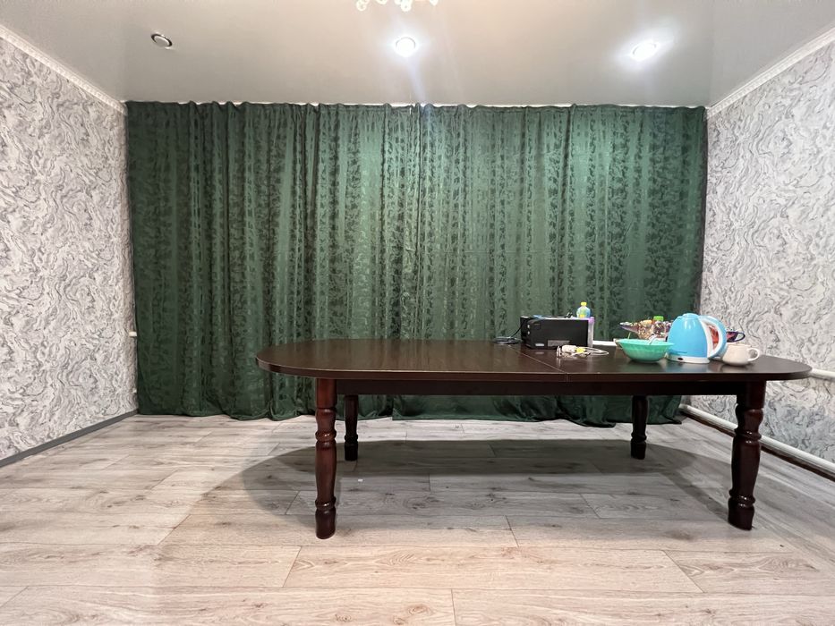 Шторы темно-зеленого цвета к деньгам)