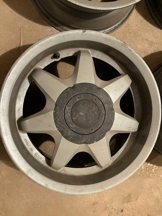 15" 7J Джанти MOMO