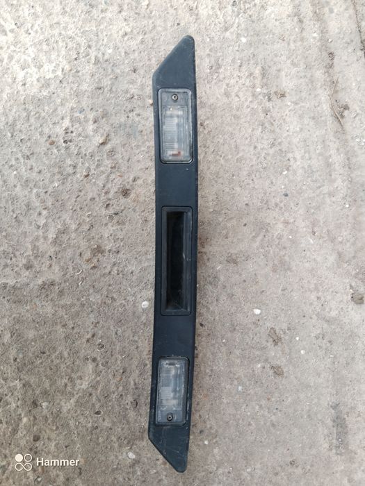 Продавам дръжка за задна врата за audi a3 8p