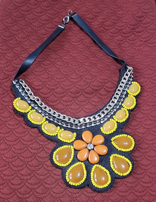 Colier gablonț galben muștar