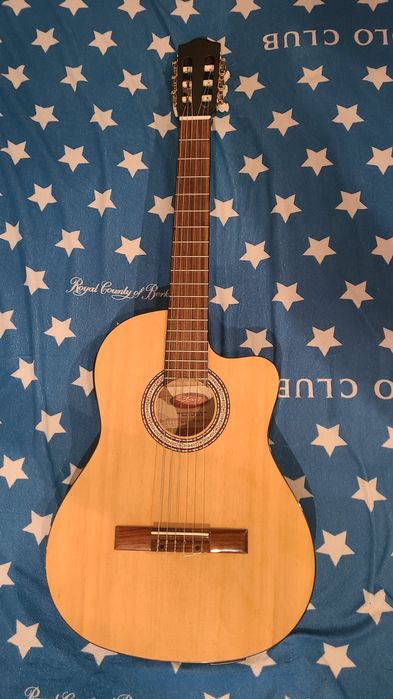 Chitară clasică electroacustică Stagg C546TCE-N – stare foarte bună
