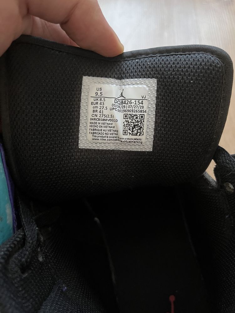 Nike jordan обувки