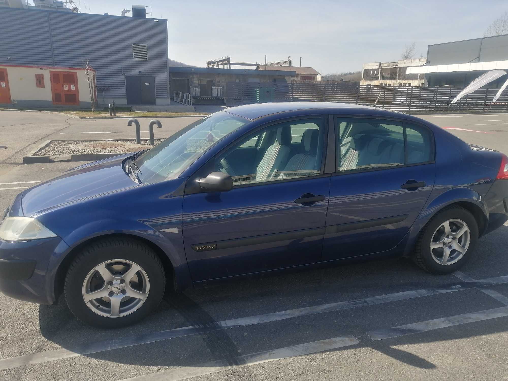 autoturism renault II 1,6 16V, din 2004, benzină