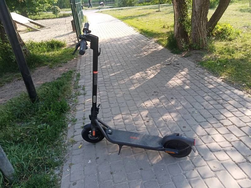 Самокат Электросамокат NineBot KickScooter F2 черный