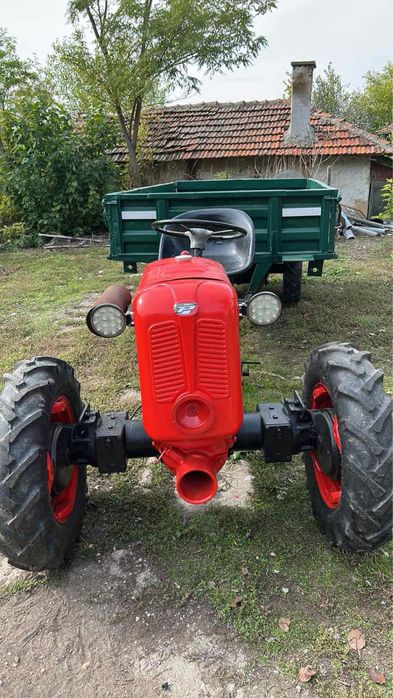 Малък трактор Болгар