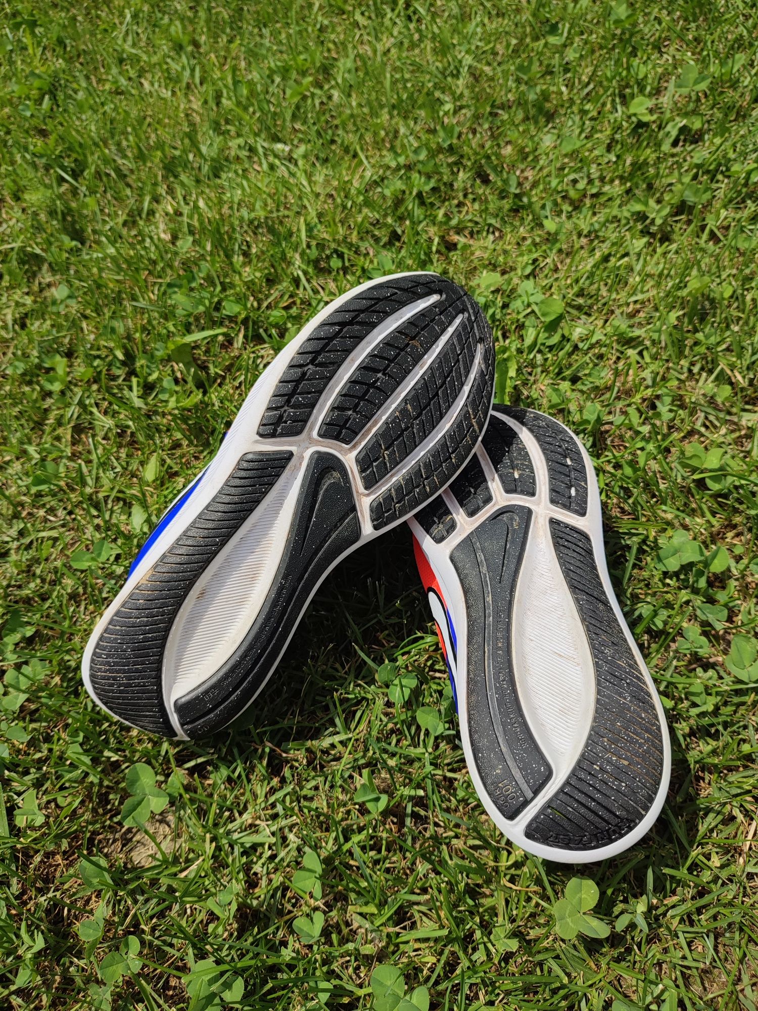 Nike Star runner. Номер 36.5. Стелка 23.5.
Много свеж  модел. Състояни