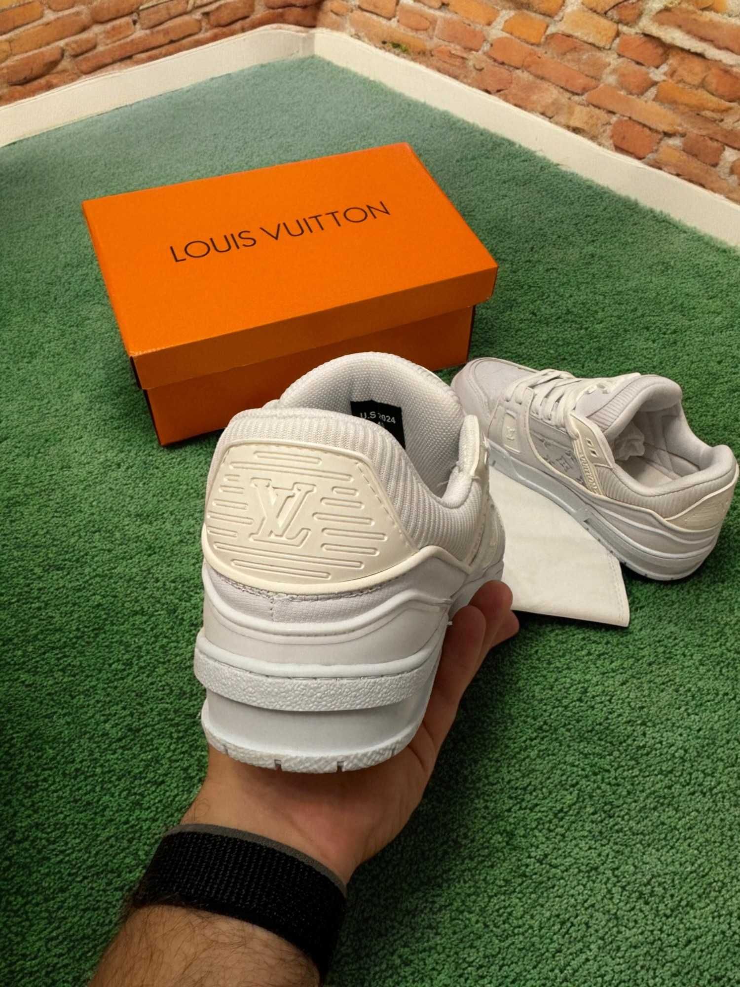 Adidasi Louis Vuitton Alb - Adidasi Full Box - Model Unisex