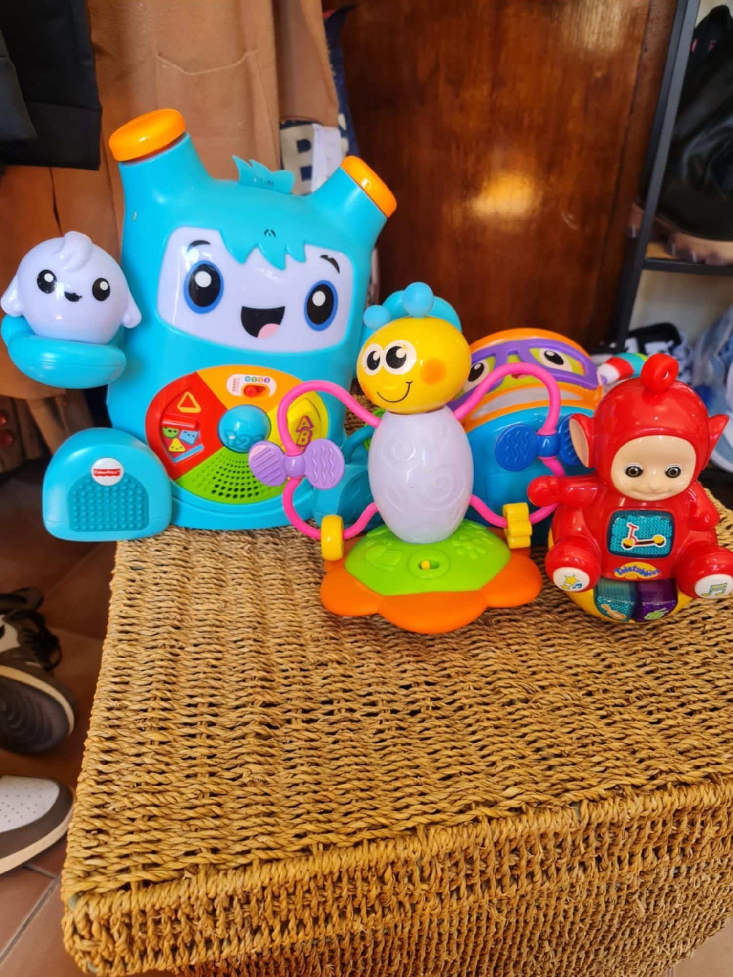 Лот детски играчки
