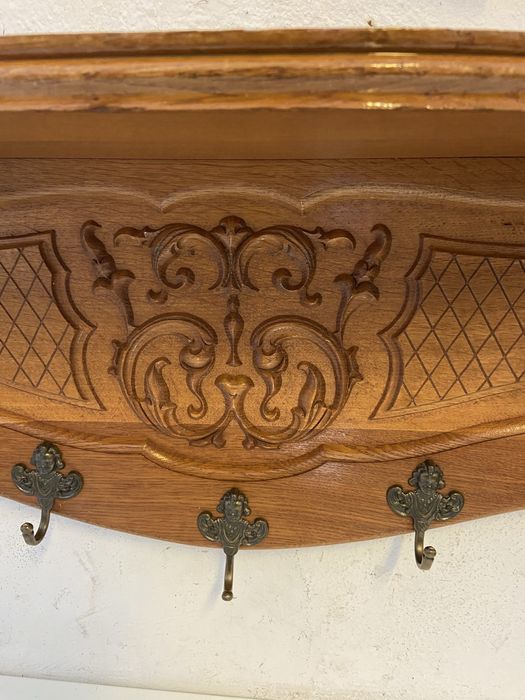 Закачалка масив дърворезба