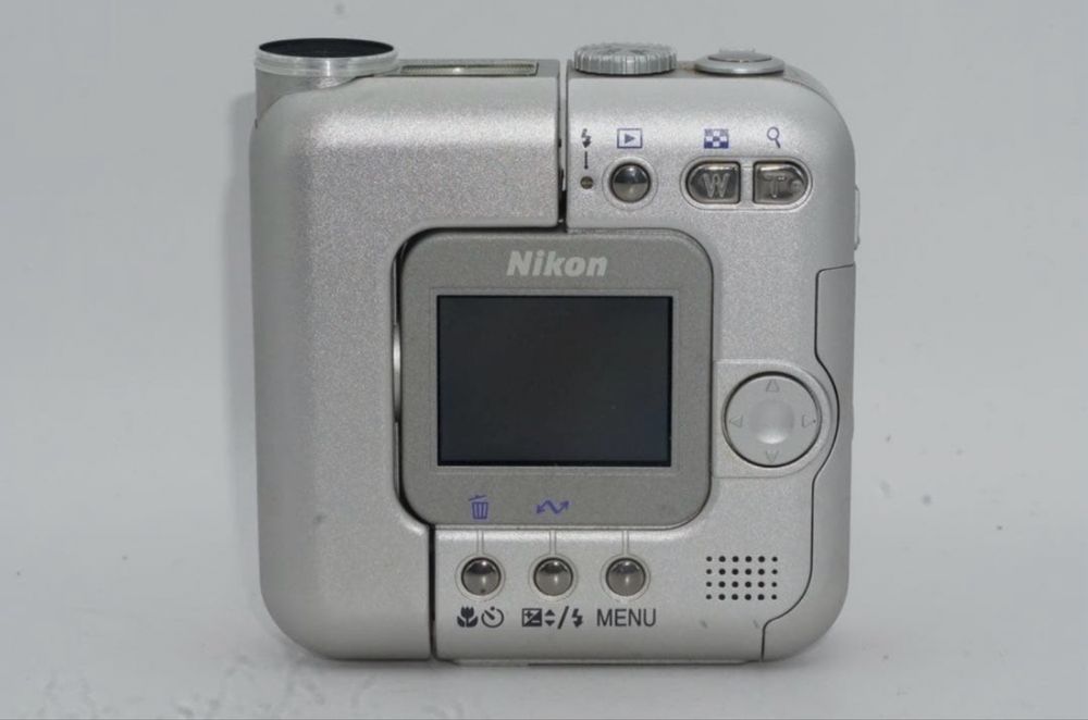 Nikon Cooplix SQ