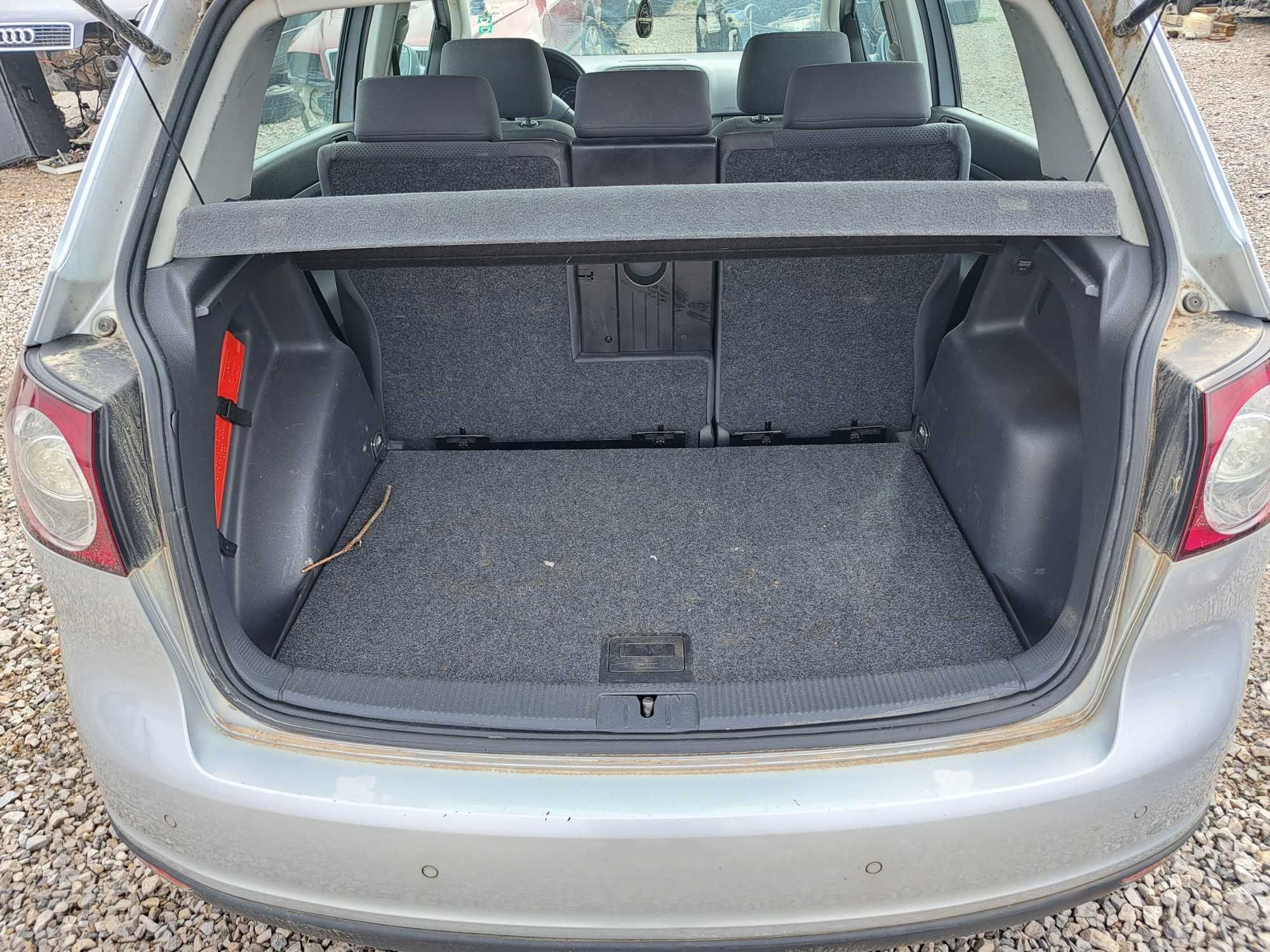 Продавам VW golf V Plus, 1,6fsi автоматик на части, София
