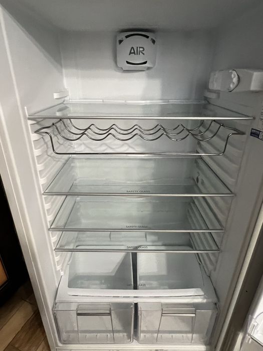 Hotpoint Ariston frigider perfect functional