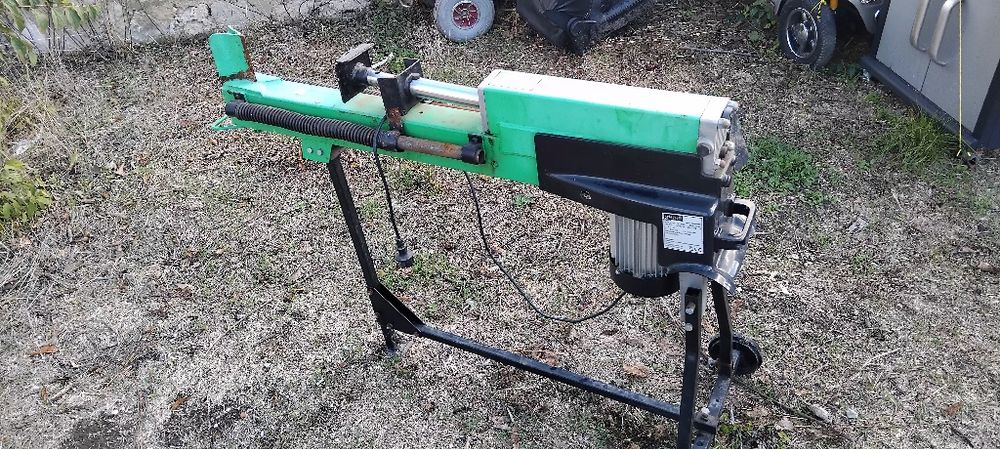 Цепачка за дърва Seheppach Hx 520( настолна )