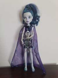 Papusa Monster High