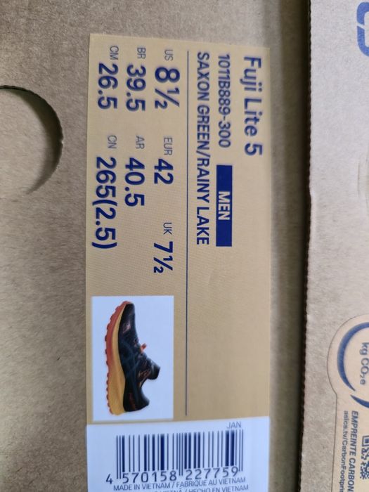 Asics Fuji lite 5 marime 42 si 42.5 noi