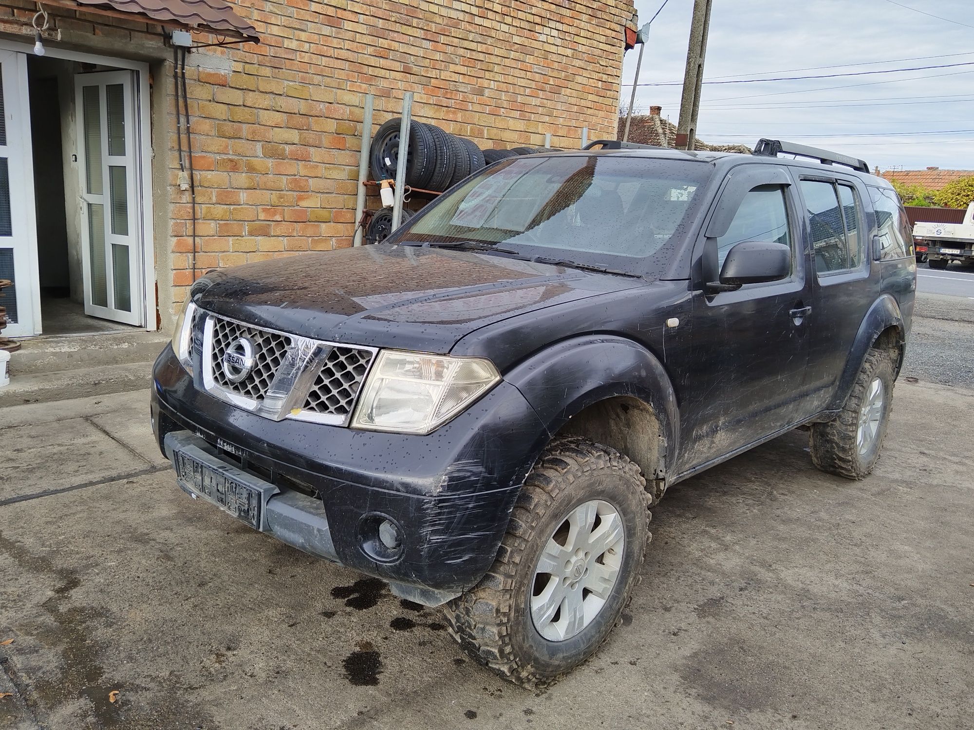 Oglinda stanga Nissan Pathfinder / Navara an 2004-2010