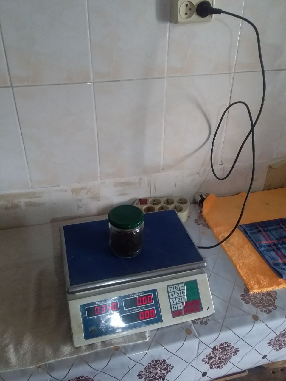 Продаётся весы б/у