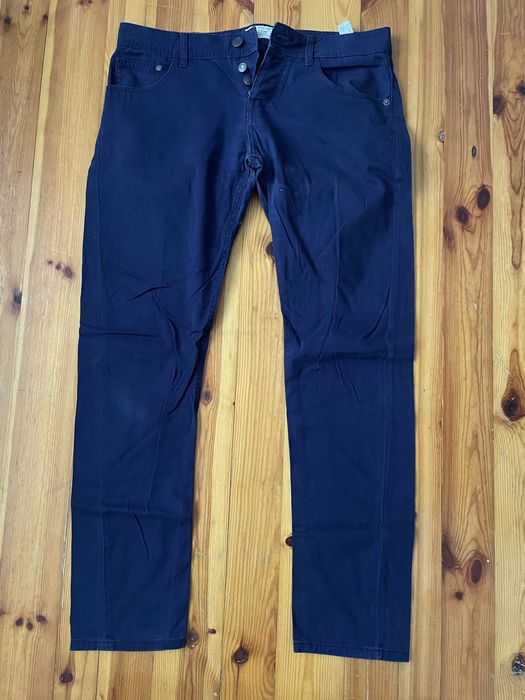 Тъмно сини мъжки дънки