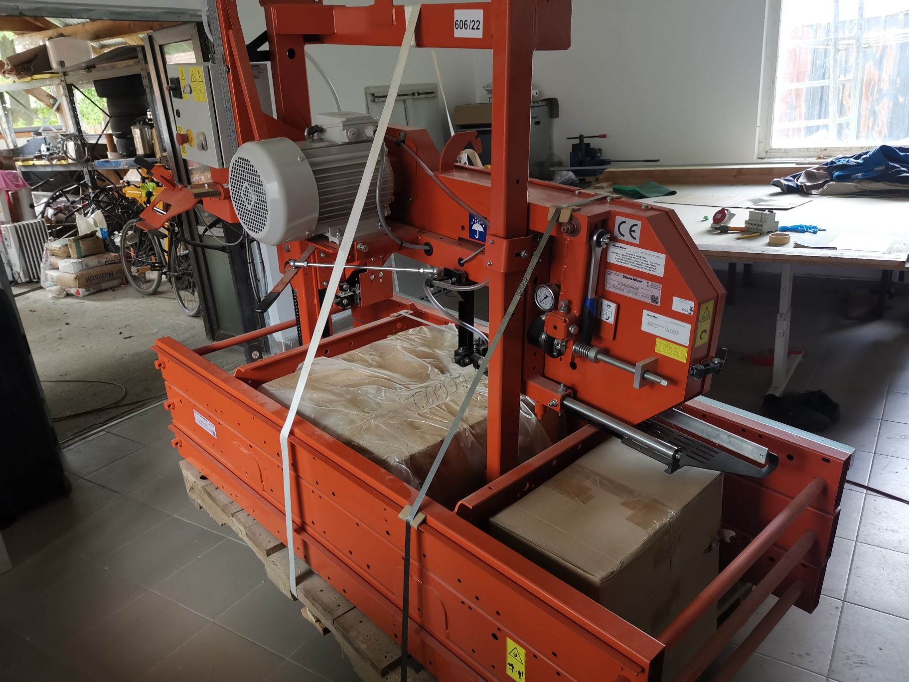 Fierastrau cu banda banzic gater Wood-Mizer LT 15 Start nou
