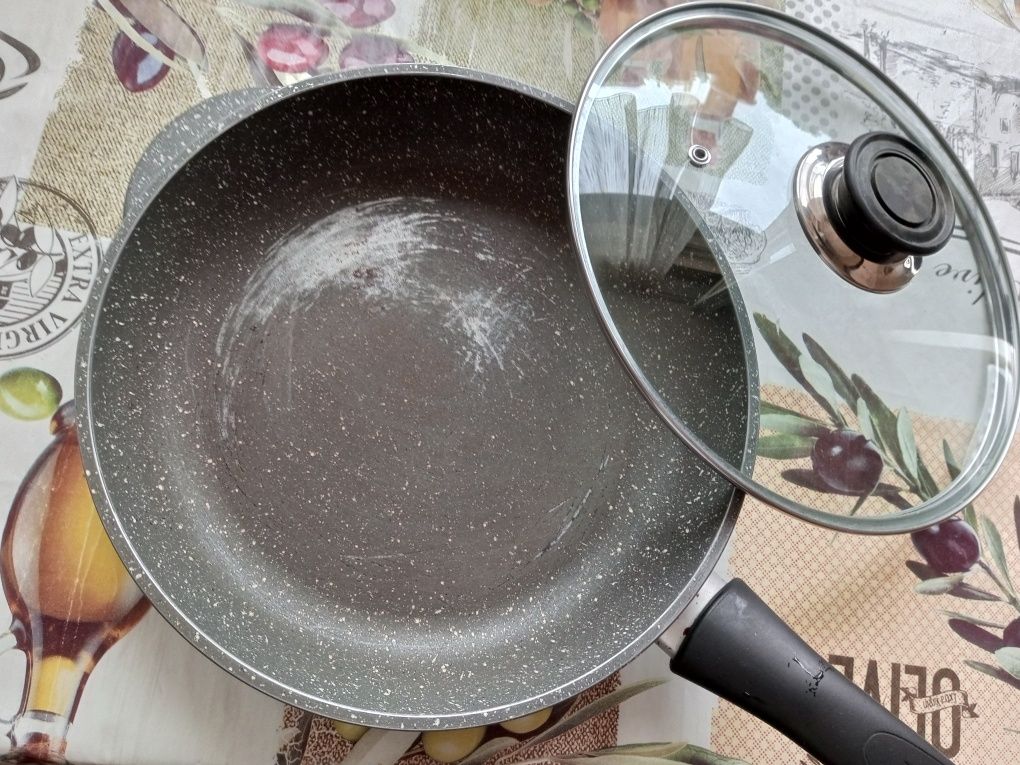 Продам кухонную посуду