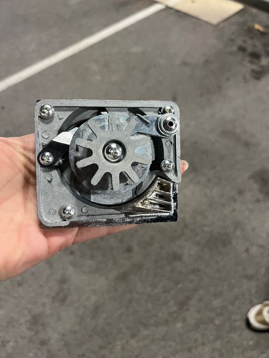 Монетник  за Вендинг машини 1€