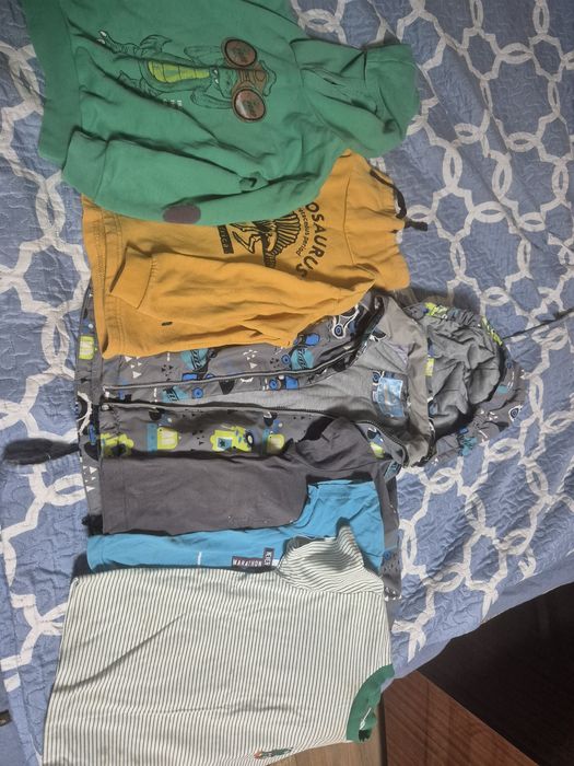 Отдам пакет вещей
