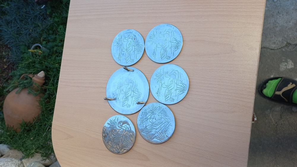 Метални поставки за чаши с изображение патици