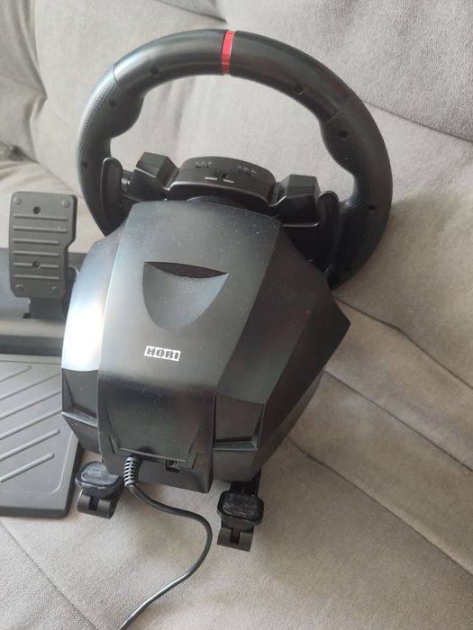 Volan gaming HORI Apex (PS4, PS5, PC)