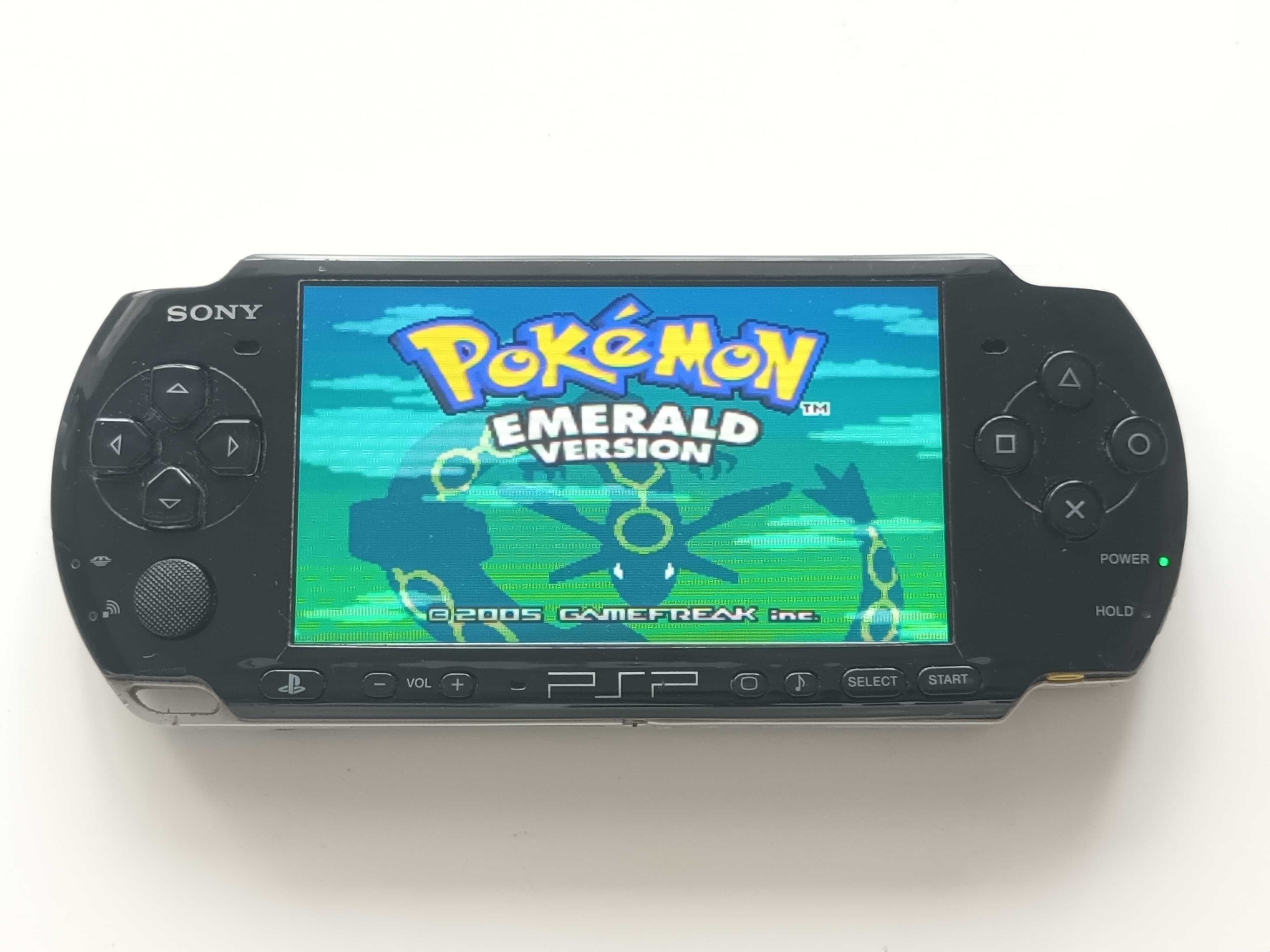 Конзола Sony PSP Playstation Portable с качени много игри