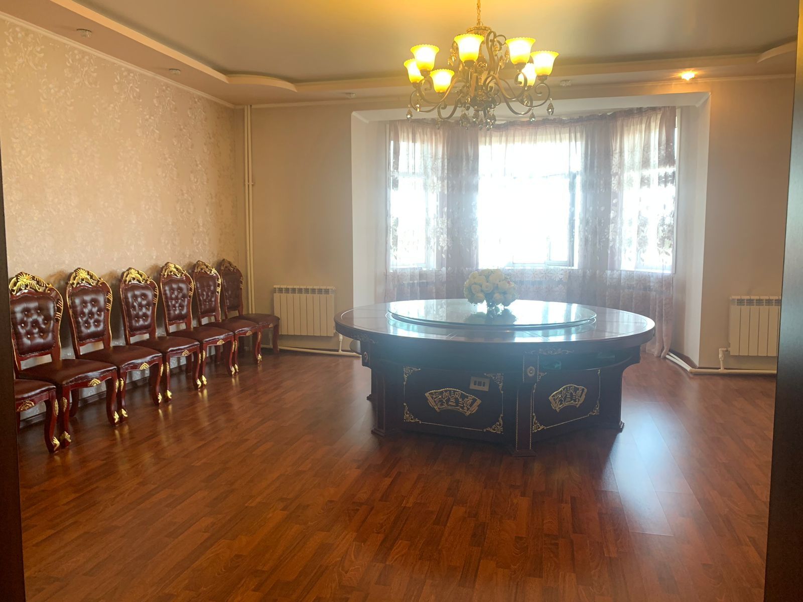 №ЗУ3017.Продается (обмен) отличный двухуровневый дом мкр. Отрадное.