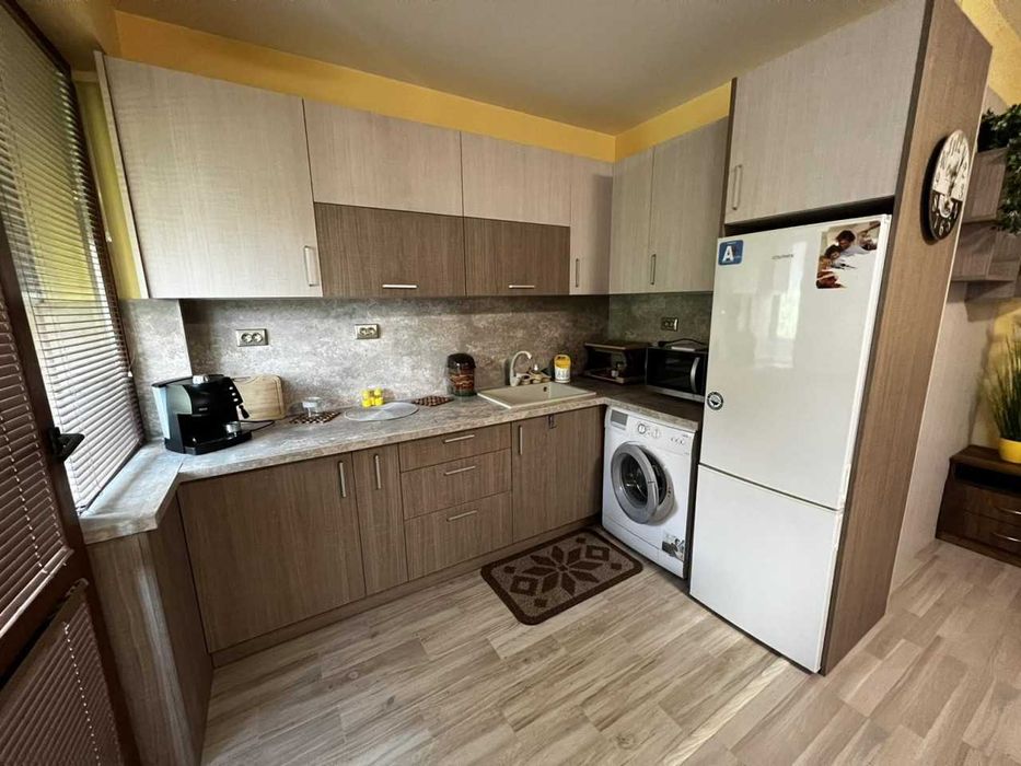 Тристаен Апартамент в Съдийски