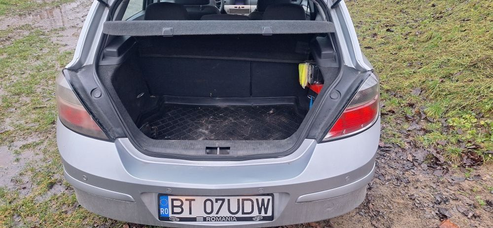 Vând Opel Astra H