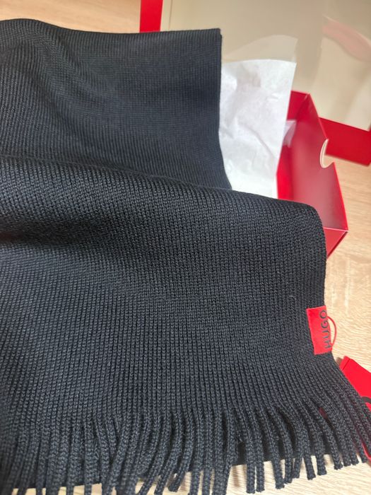 Комплект на Hugo