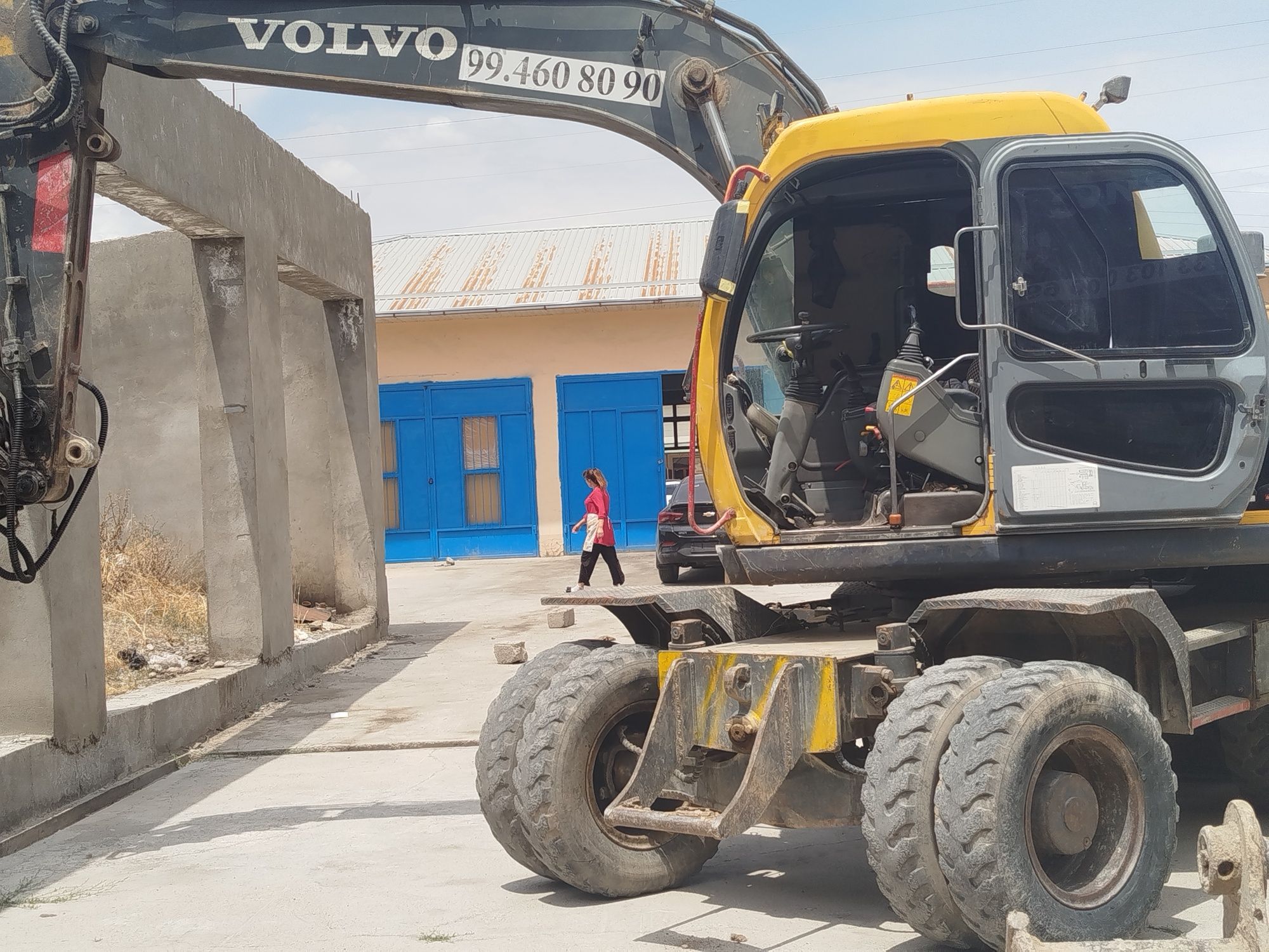 Volvo 130 yili 2004 Hawoga Barter bor