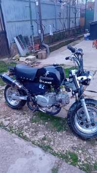 Vând motor 125cc Skyteam